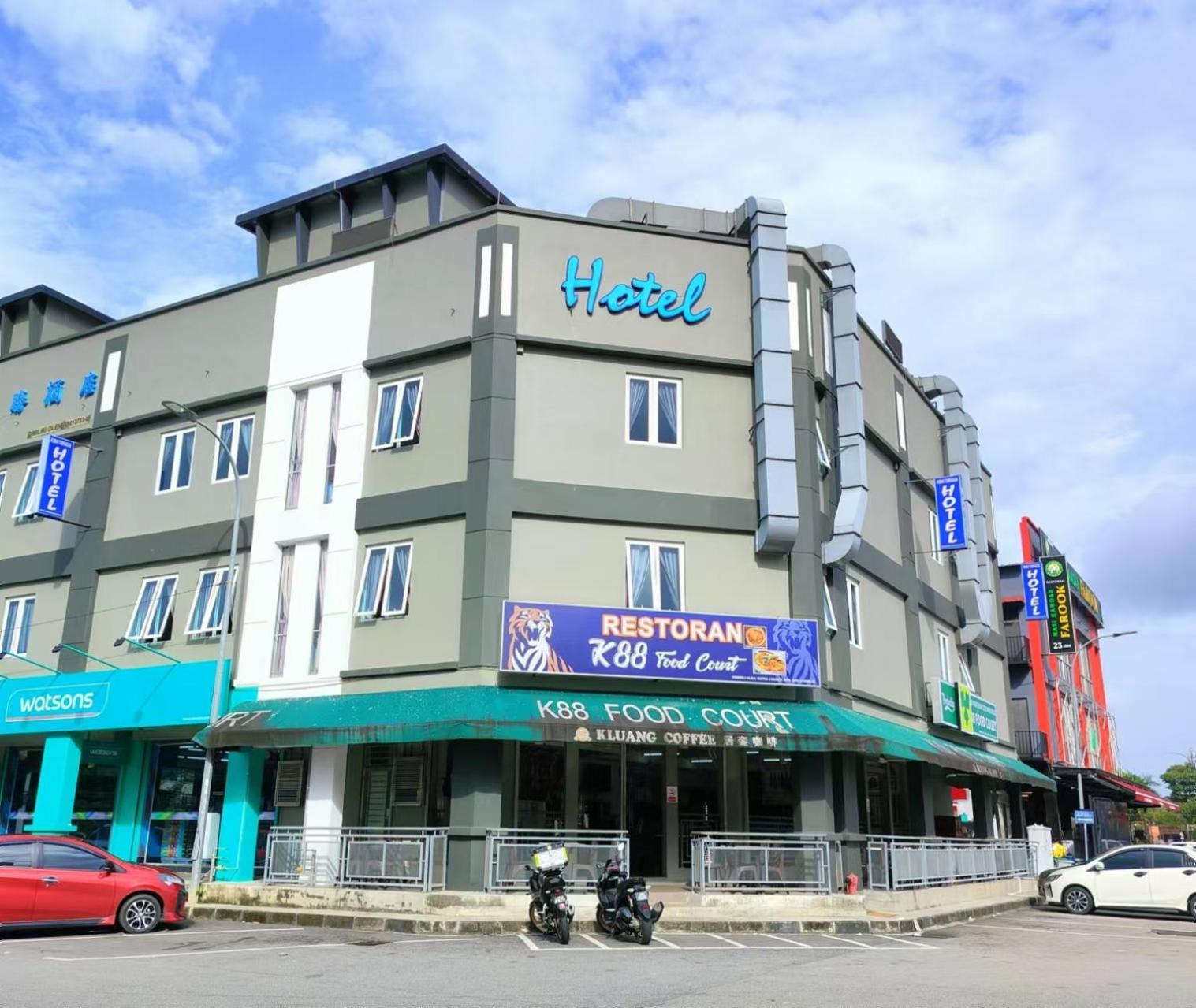Hotel Cascada Kota Tinggi Exteriör bild